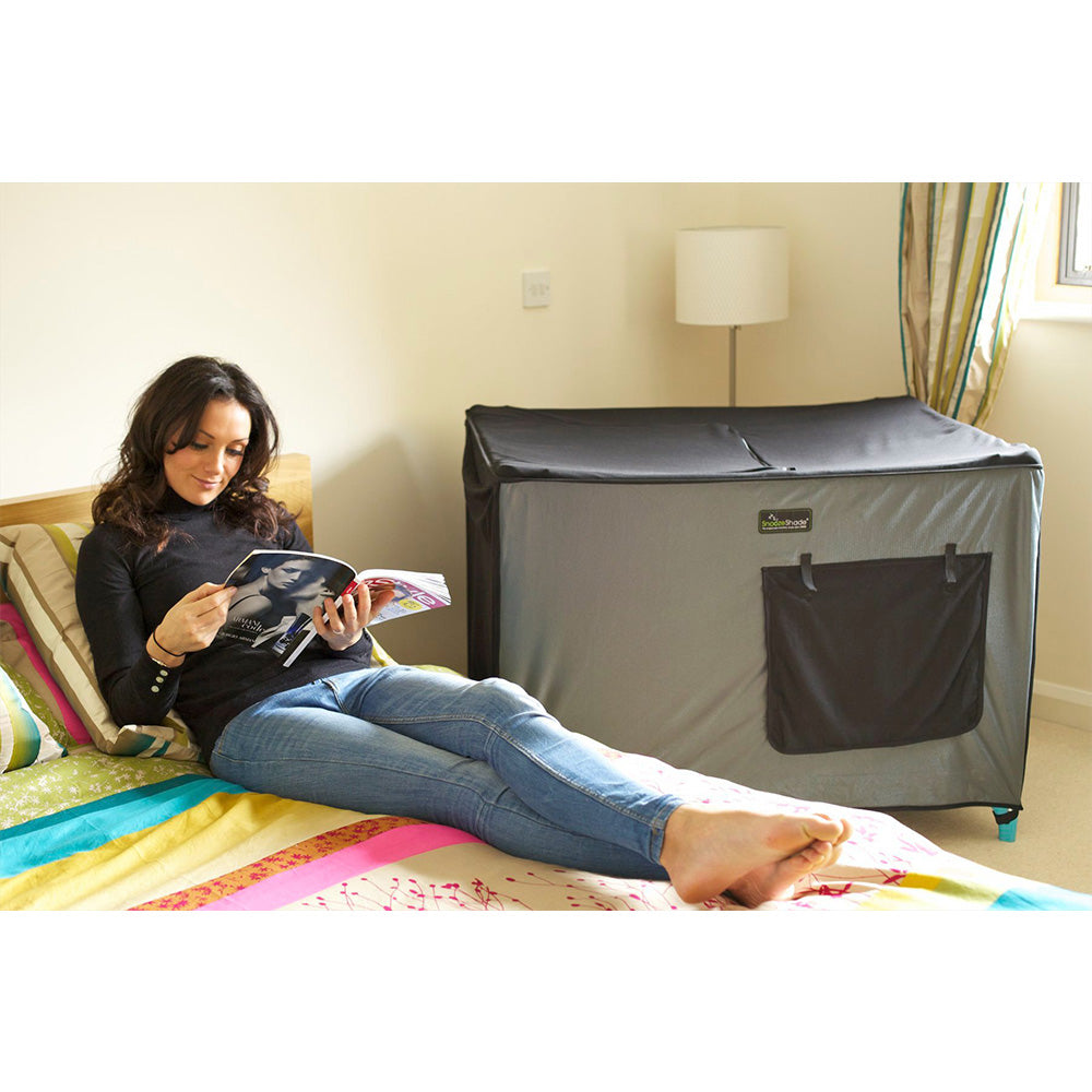 Travel Cot SnoozeShade Blackout Cover